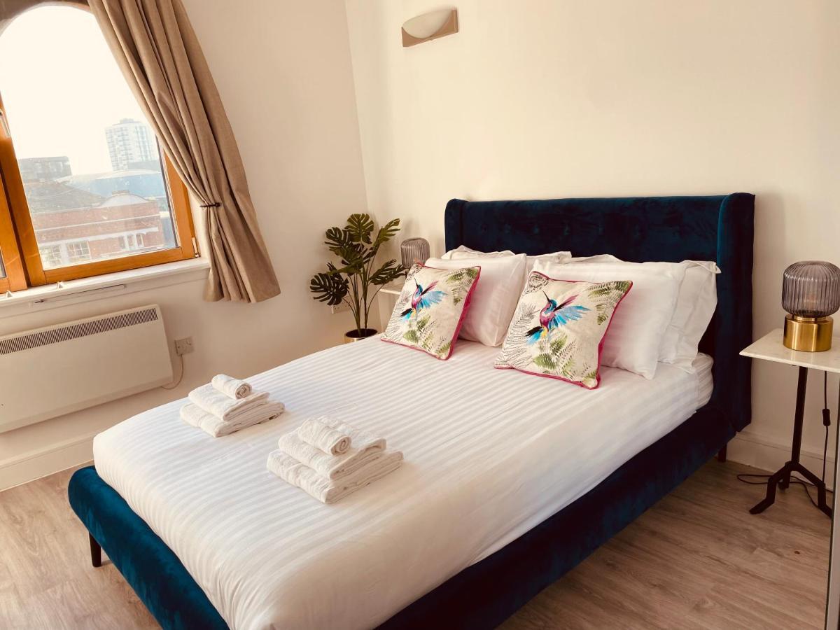 Spacious 2 Bedroom City Pad In Old Street Лондон Экстерьер фото